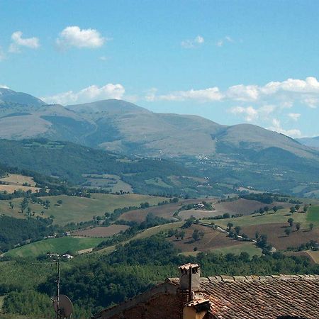 Hotel I Duchi Camerino Bagian luar foto