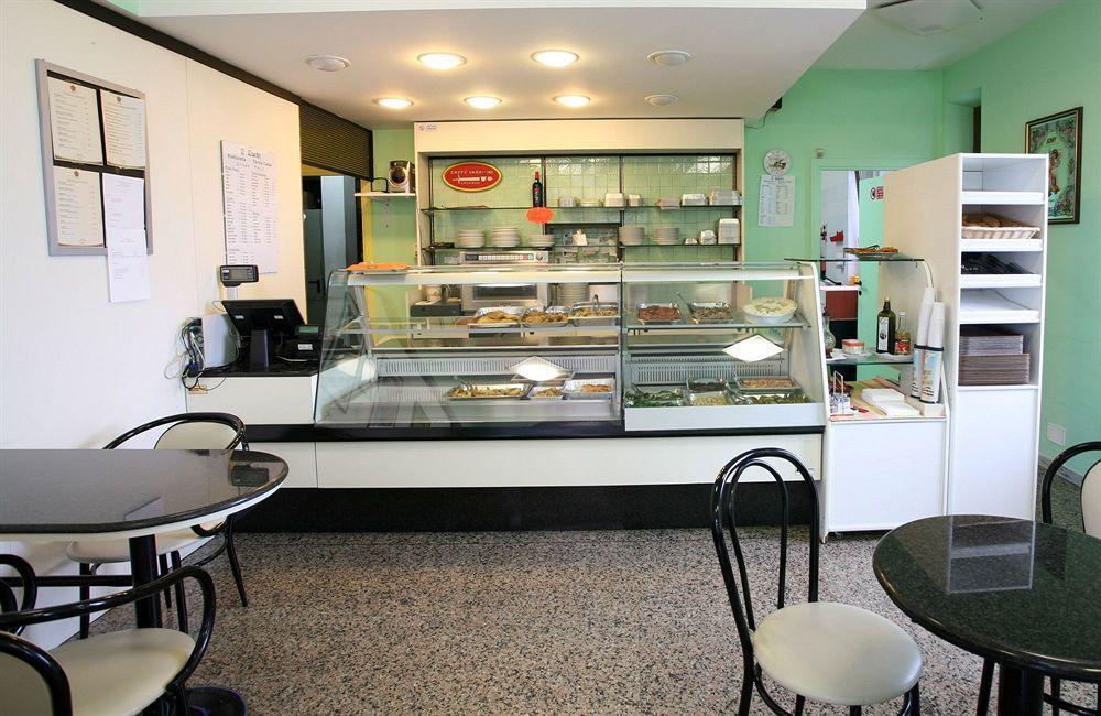 Hotel I Duchi Camerino Bagian luar foto