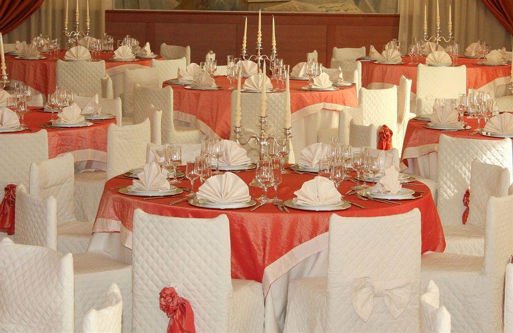 Hotel I Duchi Camerino Bagian luar foto