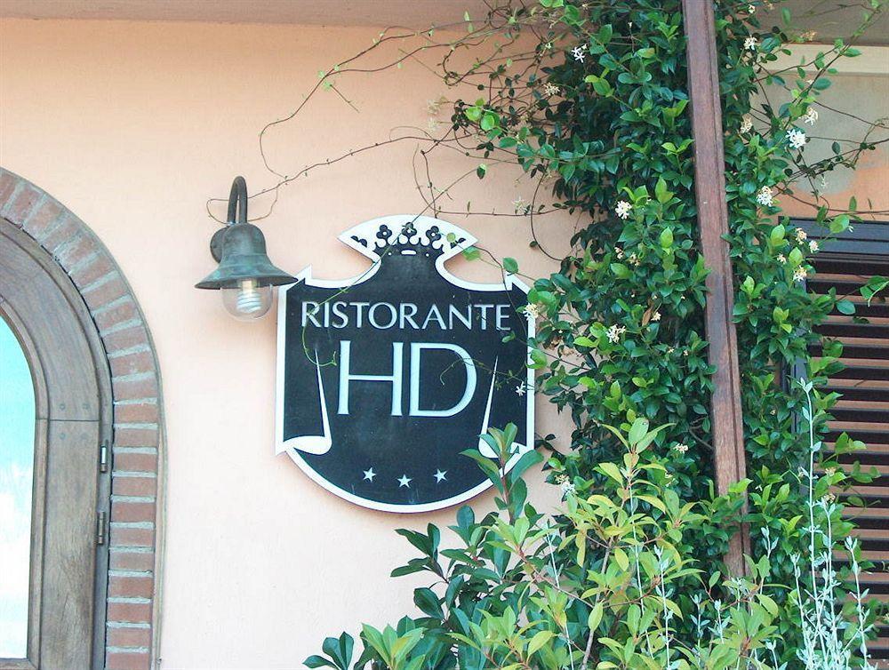 Hotel I Duchi Camerino Bagian luar foto